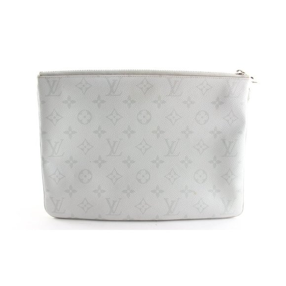 Louis Vuitton White Monogram Antarctica Zip Pouch O-Case Toiletry Clutch 1LK0425 - Picture 6 of 12